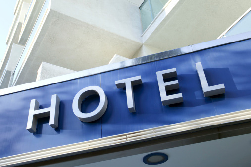 A VENDRE - FONDS DE COMMERCE ET MURS HOTEL RESTAURANT - 3 ET